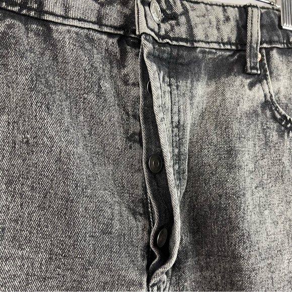 Wild Fable 18 Highest Rise Cutoff Shorts Distressed Acid Wash 80's Button Fly - Picture 3 of 7